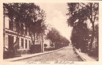 /album/strassen-und-platze/bahnhofstrasse-2-bergauf-mit-konditorei-schenk-heute-cafe-central-1905web-jpg/